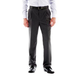 NWT Stafford Classic Fit Men's Suit Pants Pleated Travel Trouser Dark Grey 34x34